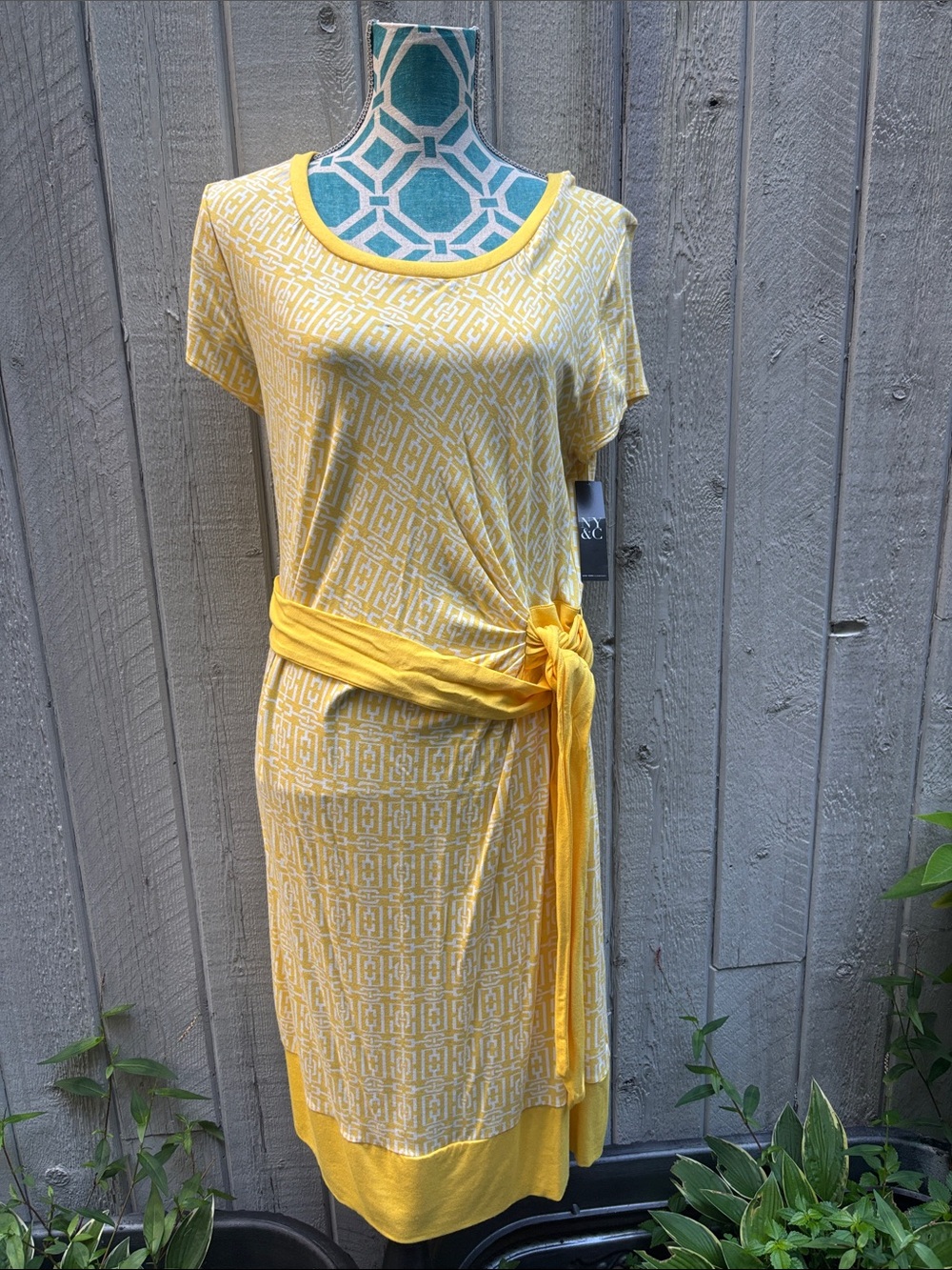 New York & Company Yellow Patterned Tie-Waist Midi Dress